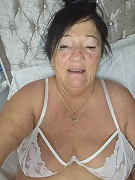 Snapshot of Angeldelightt chatting on November 3, 2025, 2:09 pm Angeldelightt online show from November 3, 2025, 2:09 pm