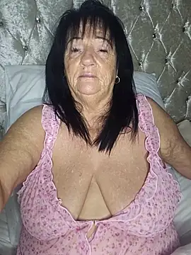 Snapshot of Angeldelightt chatting on November 21, 2025, 9:14 pm Angeldelightt online show from November 21, 2025, 9:14 pm