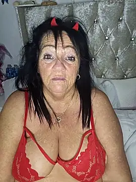 Snapshot of Angeldelightt chatting on November 1, 2025, 12:28 am Angeldelightt online show from November 1, 2025, 12:28 am