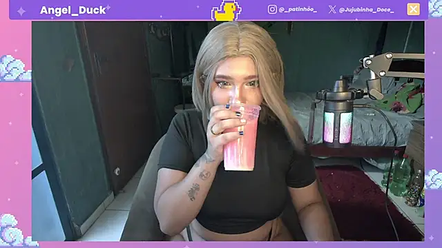 Angel Duck online show from February 17, 2026, 9:56 pm