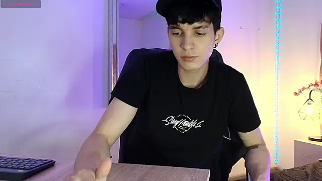 Jheampiiero online show from March 4, 2026, 8:49 pm