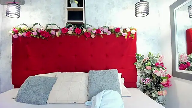 Snapshot of Kloeh_Star chatting on February 5, 2026, 8:15 pm Kloeh Star online show from February 5, 2026, 8:15 pm