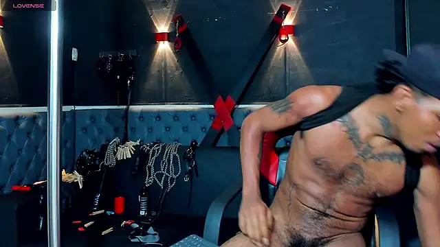 DIEGO WICKED online show from November 26, 2025, 1:22 pm