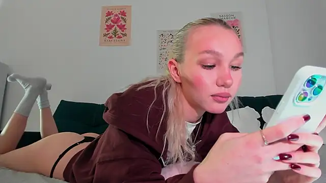 Snapshot of cuteleraay chatting on October 9, 2025, 8:31 pm cuteleraay online show from October 9, 2025, 8:31 pm