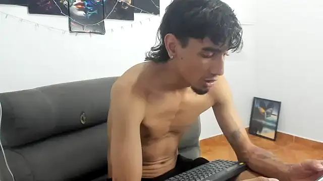 Sexvergon 26 online show from April 25, 2026, 7:33 pm