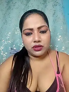 hornypriya696 online show from November 16, 2025, 6:23 pm