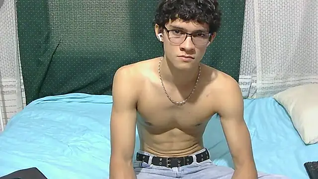 Snapshot of Samuel_Hills_II chatting on February 18, 2026, 7:54 pm Samuel Hills II online show from February 18, 2026, 7:54 pm