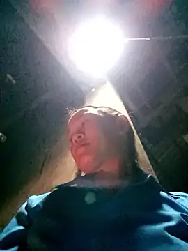 MaiHoa69 online show from April 12, 2026, 1:25 pm