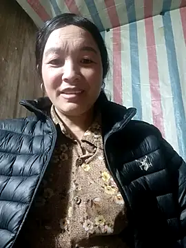 Snapshot of Bliss_rose chatting on February 3, 2026, 3:15 am Bliss rose online show from February 3, 2026, 3:15 am