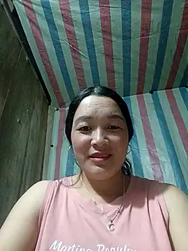 Snapshot of Bliss_rose chatting on October 5, 2025, 9:44 am Bliss rose online show from October 5, 2025, 9:44 am