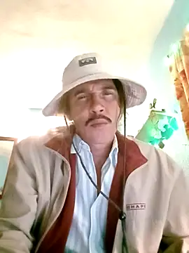 Snapshot of Bastardking1 chatting on November 9, 2025, 4:49 am Bastardking1 online show from November 9, 2025, 4:49 am