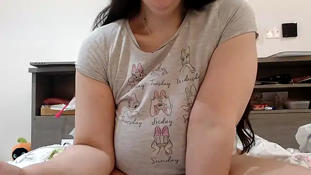 xxxmegamixxx online show from February 8, 2026, 6:27 pm