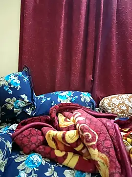 Snapshot of Hotbhabi305 chatting on February 1, 2026, 6:39 pm Hotbhabi305 online show from February 1, 2026, 6:39 pm