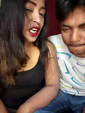 Snapshot of Hotbhabi305 chatting on February 9, 2026, 5:22 pm Hotbhabi305 online show from February 9, 2026, 5:22 pm