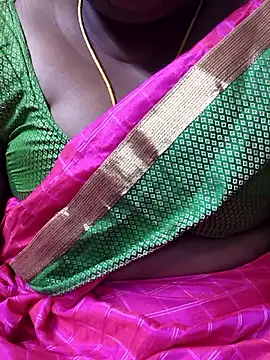 TAMIL ELAKKIYA online show from October 6, 2025, 4:41 pm