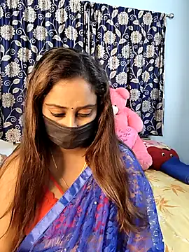 Cute-lusi online show from October 10, 2025, 10:54 pm