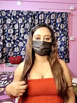 Cute-lusi online show from March 29, 2026, 7:04 pm