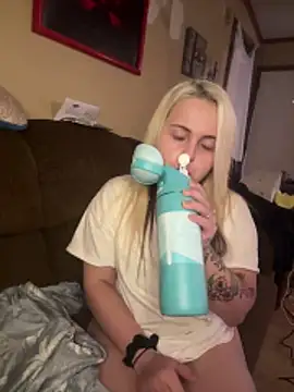 JuicyExxxperience online show from March 30, 2026, 2:29 pm