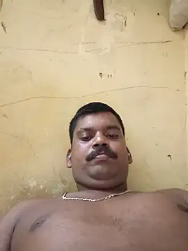 hotboy43339 online show from June 18, 2026, 10:31 am
