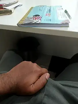 Snapshot of hotboy43339 chatting on February 19, 2026, 8:50 pm hotboy43339 online show from February 19, 2026, 8:50 pm