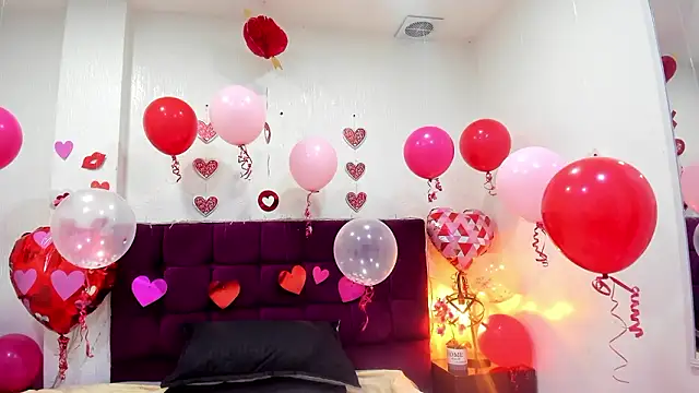 Snapshot of MashaPiink chatting on February 13, 2026, 1:11 pm MashaPiink online show from February 13, 2026, 1:11 pm