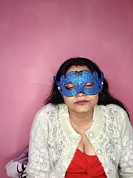 Snapshot of MEERAcle chatting on January 18, 2026, 6:11 pm MEERAcle online show from January 18, 2026, 6:11 pm