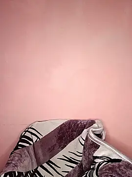 Snapshot of MEERAcle chatting on January 17, 2026, 6:00 pm MEERAcle online show from January 17, 2026, 6:00 pm