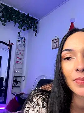 fetish foot  online show from November 25, 2025, 4:07 pm