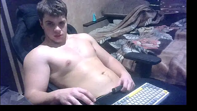 MusclePhantom online show from January 15, 2026, 9:18 pm