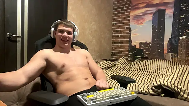 MusclePhantom online show from February 8, 2026, 9:12 pm