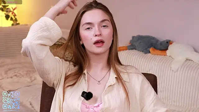 MarianFares online show from October 3, 2025, 7:04 pm