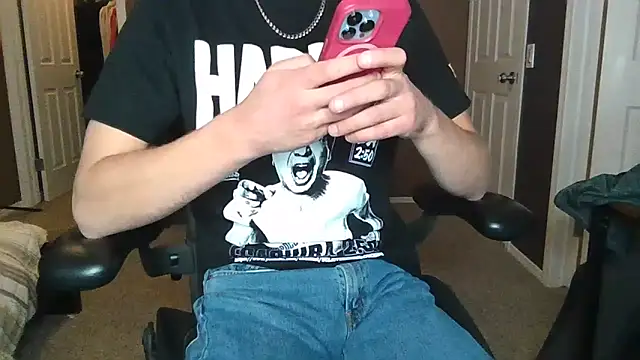 jjjjjfive online show from October 19, 2025, 6:27 am