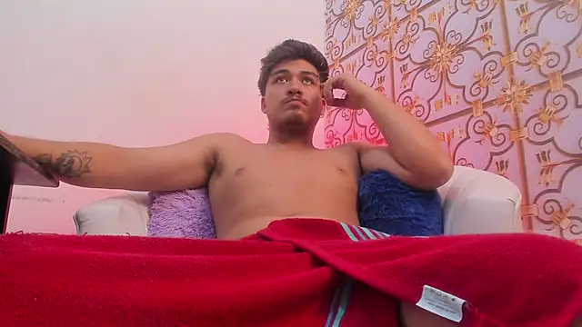 Snapshot of juanmechanic_ chatting on February 5, 2026, 5:58 am juanmechanic online show from February 5, 2026, 5:58 am