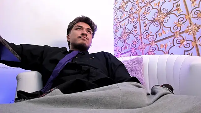 Snapshot of juanmechanic_ chatting on February 27, 2026, 4:56 am juanmechanic online show from February 27, 2026, 4:56 am