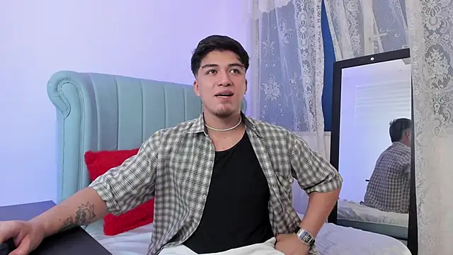 juanmechanic  online show from November 21, 2025, 4:55 am