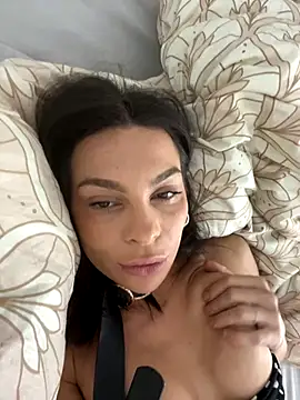 salvana online show from November 5, 2025, 6:11 pm