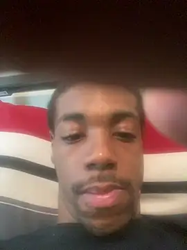 Snapshot of huhgtr chatting on March 2, 2026, 5:53 pm huhgtr online show from March 2, 2026, 5:53 pm