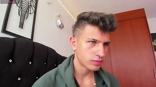 kevin ahss online show from November 26, 2025, 4:29 pm