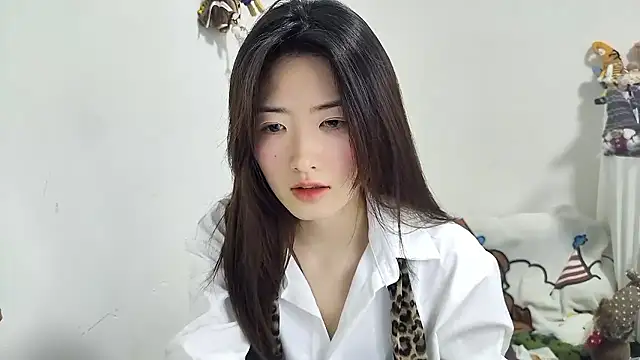 Moonlight-23 online show from January 13, 2026, 1:04 pm