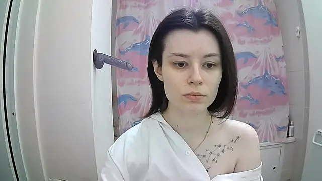 EdlinEngelby online show from October 12, 2025, 1:34 pm