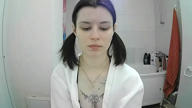 EdlinEngelby online show from October 1, 2025, 4:22 pm