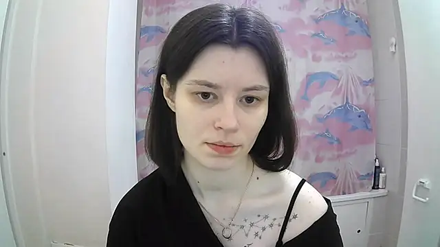 EdlinEngelby online show from October 13, 2025, 3:13 pm