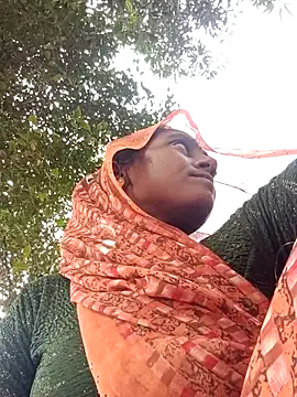 Snapshot of Sapna_hotA chatting on October 26, 2025, 8:48 am Sapna hotA online show from October 26, 2025, 8:48 am