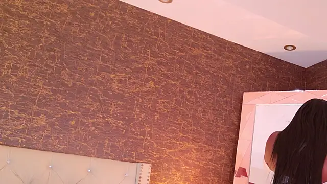 kaylie mitchel online show from February 9, 2026, 10:41 pm