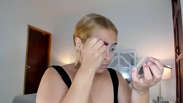 MikaelaStone online show from January 16, 2026, 12:20 pm