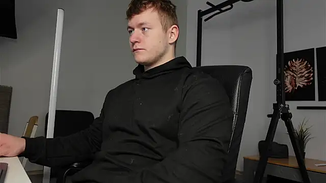 Richard Dullas online show from November 11, 2025, 11:16 am