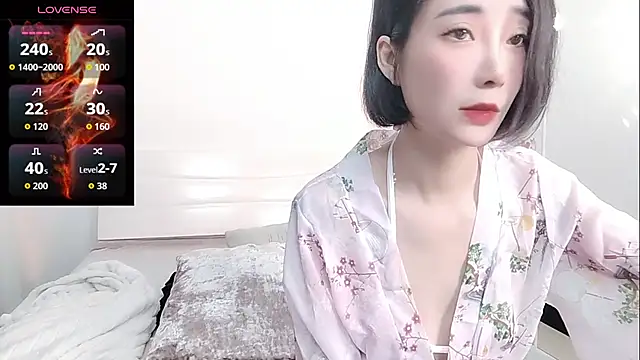 YIWA-2000 online show from February 8, 2026, 12:14 pm