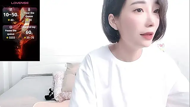YIWA-2000 online show from May 18, 2026, 4:01 am