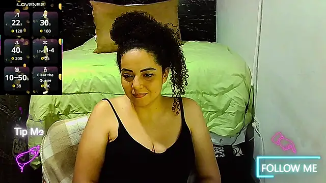  naughty milf online show from February 18, 2026, 4:21 am