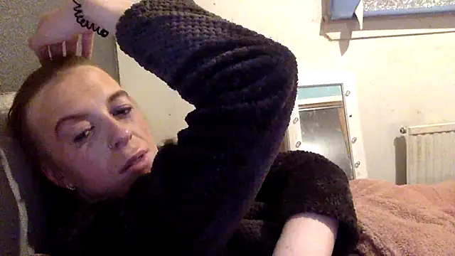 Bellababexox online show from March 7, 2026, 6:35 pm